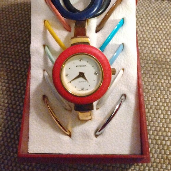 ❤️Ladies EDOX COCKTAIL 14 Bezel Bangle Watch Swiss Comes in Box - Picture 3 of 9